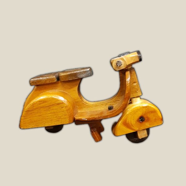 A unique wooden Vespa motorbike - Image 2